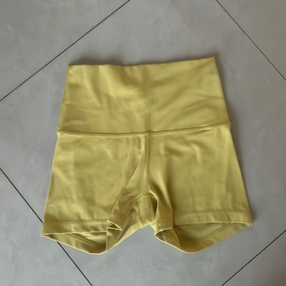 Aritzia Butter Yoga Shorts